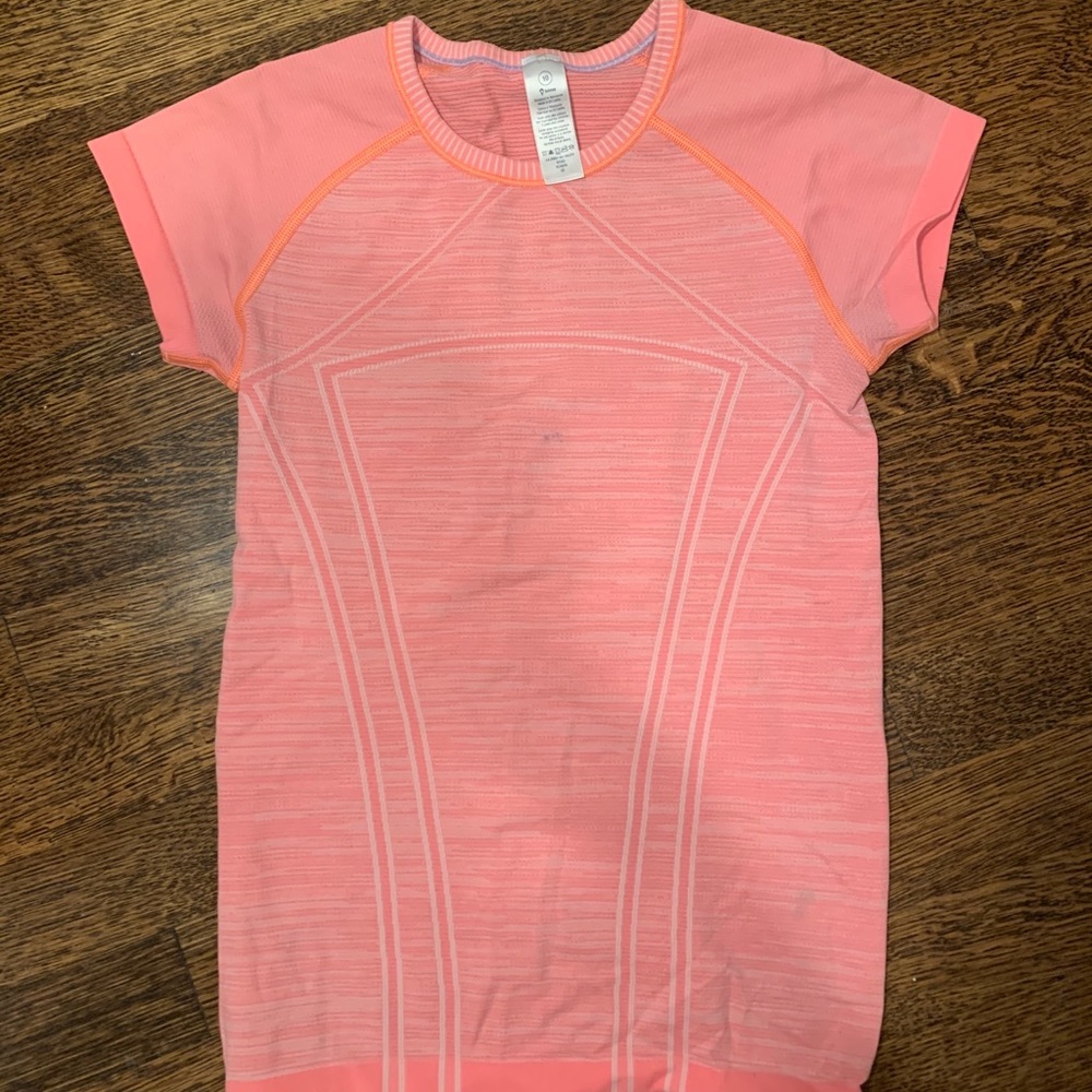 Pink Ivivva shirt kids size 10 (lululemon size 2)